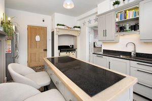 Photo 15- click for photo gallery